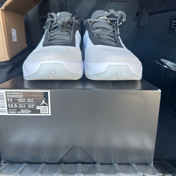 Air Jordan 40 main image 5
